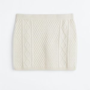 H&M mini cable knit skirt